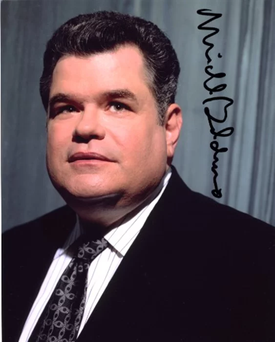 Michael Badalucco autograph