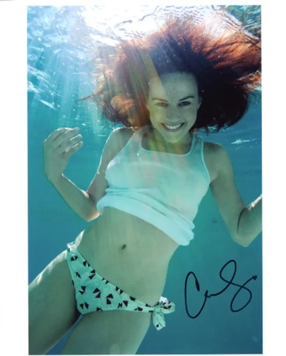 Carla Gugino autograph