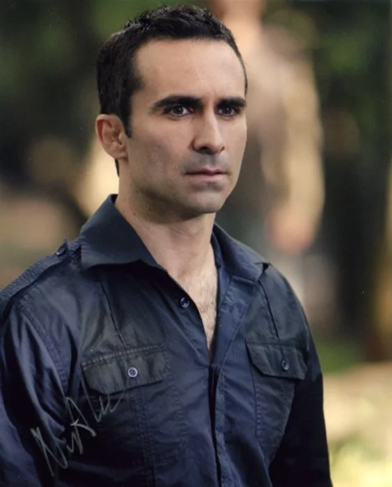 N�stor Carbonell autograph