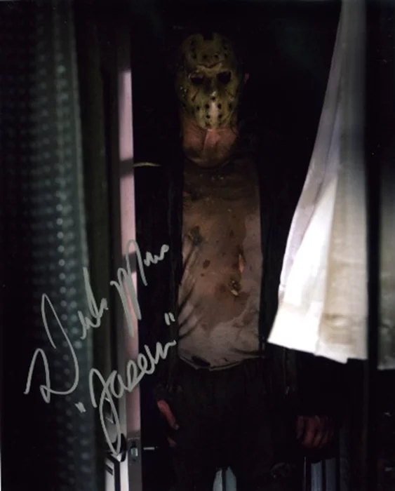 Derek Mears autograph