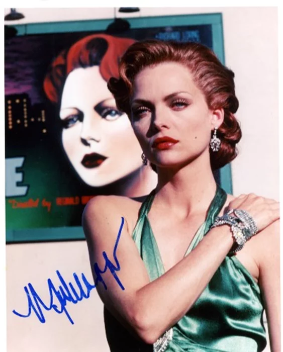 Michelle Pfeiffer autograph