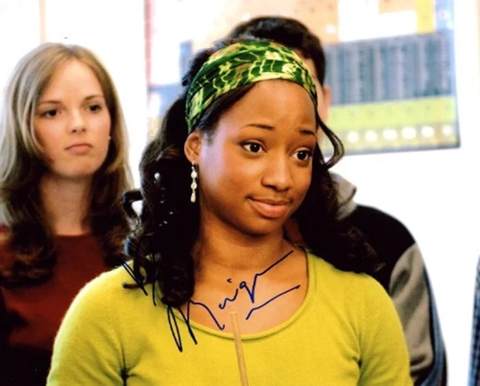 Monique Coleman autograph