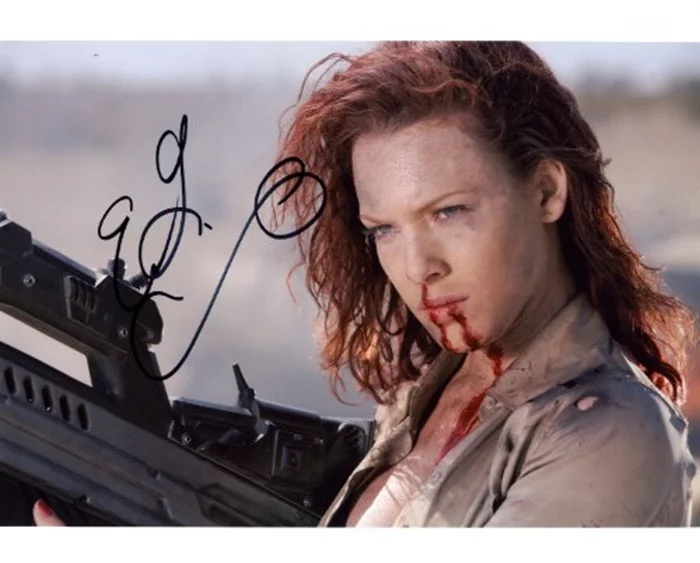 Erin Cummings autograph