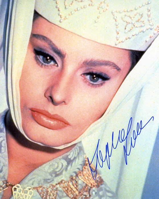 Sophia Loren autograph