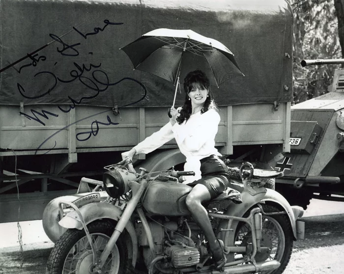 Vicki Michelle autograph