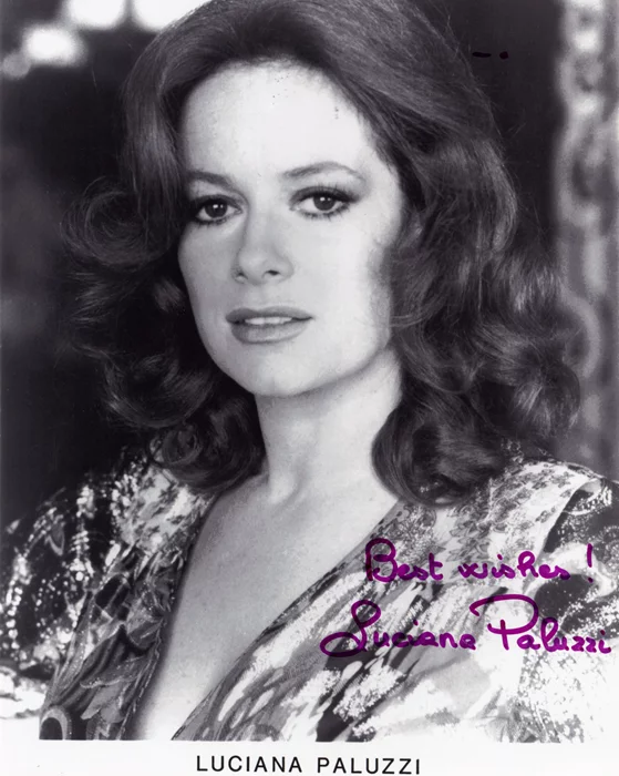 Luciana Paluzzi autograph
