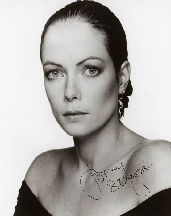 Jenny Seagrove autograph