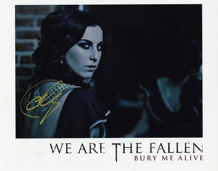 Carly Smithson autograph