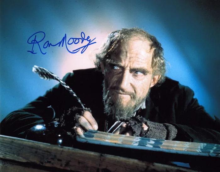 Ron Moody autograph