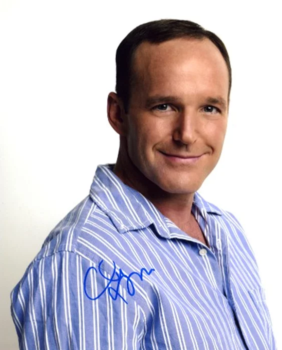 Clark Gregg autograph