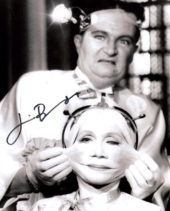 Jim Broadbent autograph