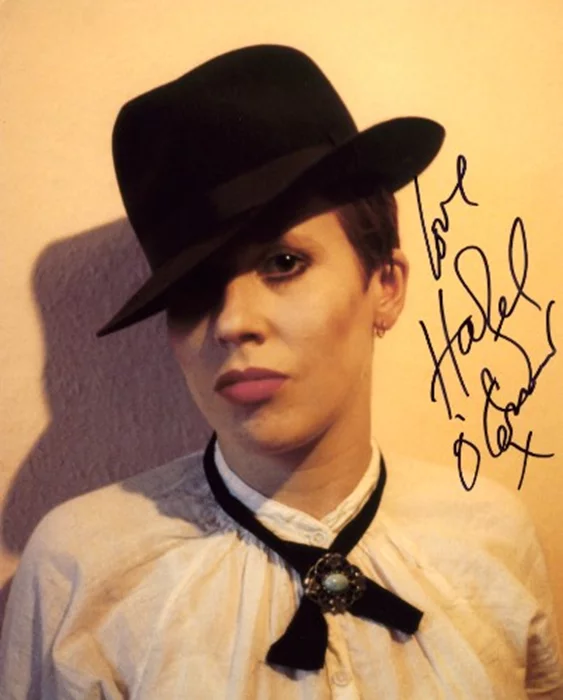 Hazel O'Connor autograph