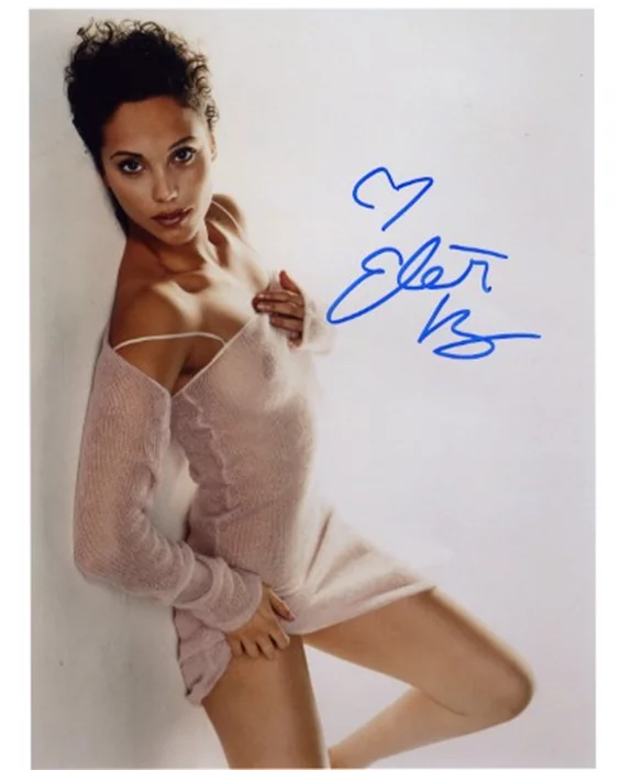 Elizabeth Berkley autograph
