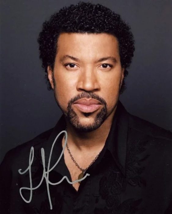 Lionel Richie autograph