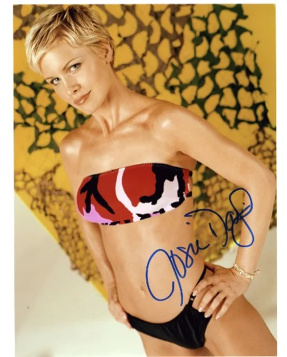 Josie Davis autograph