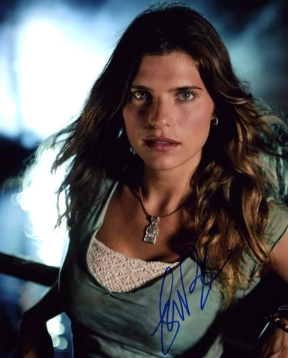 Lake Bell autograph
