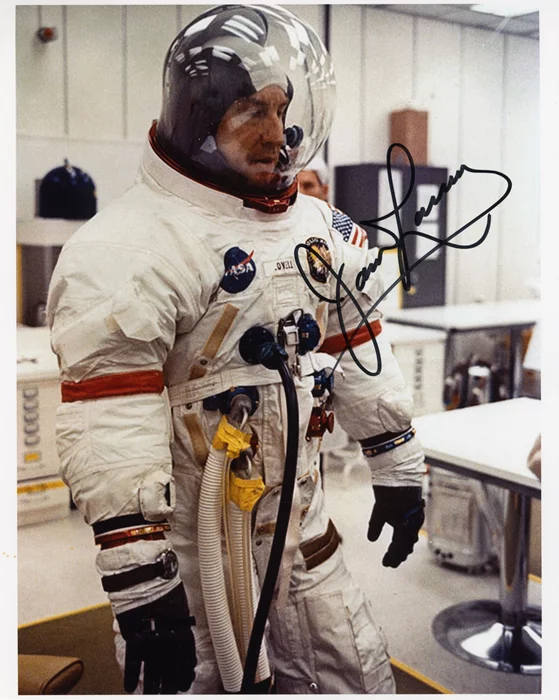 Jim Lovell autograph