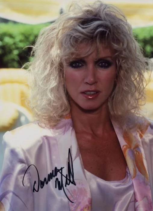 Donna Mills autograph