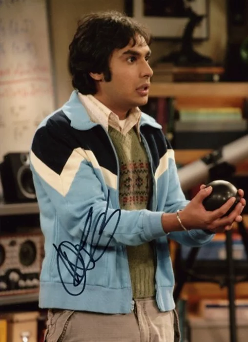Kunal Nayyar autograph