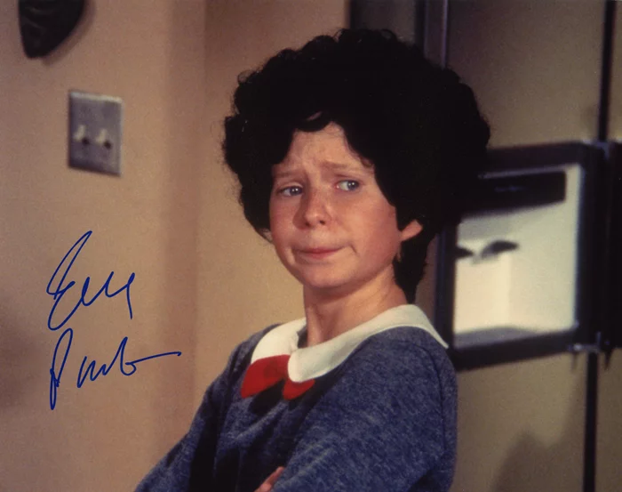 Eve Plumb autograph