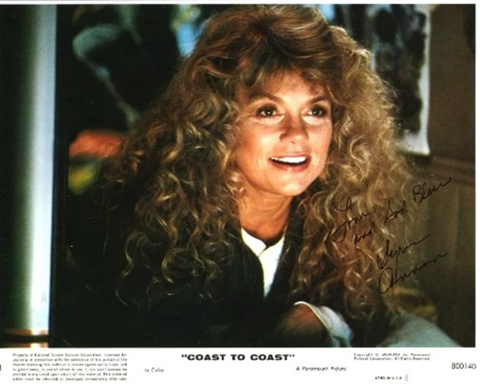 Dyan Cannon autograph