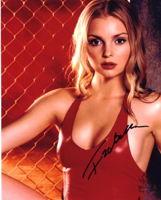 Izabella Miko autograph