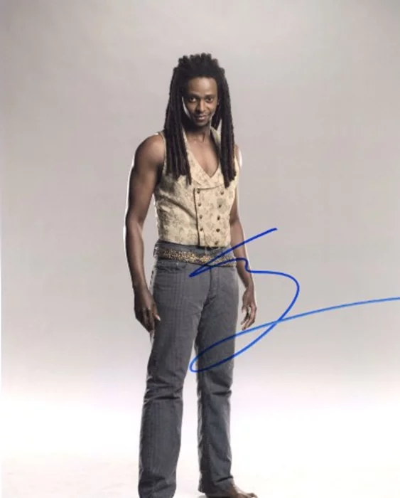 Edi Gathegi autograph