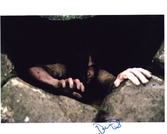 Daveigh Chase autograph