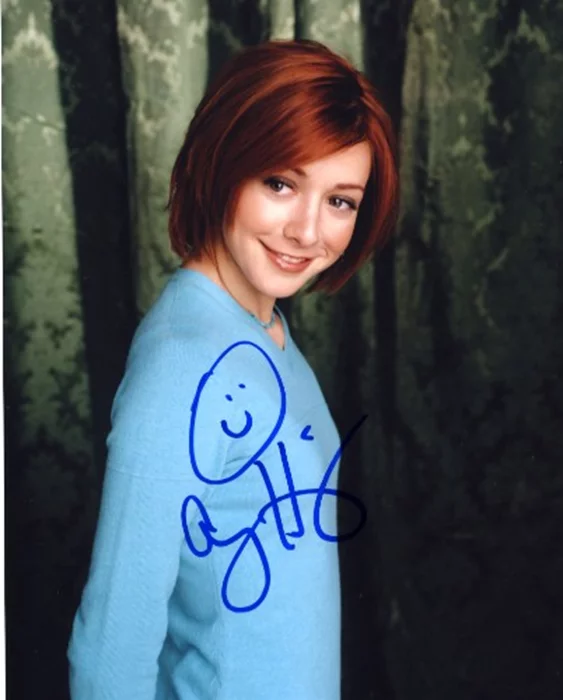 Alyson Hannigan autograph