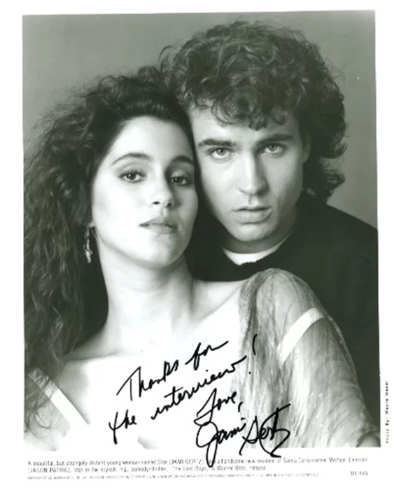 Jami Gertz autograph