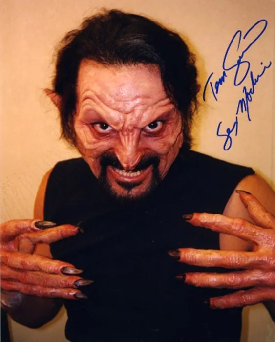 Tom Savini autograph