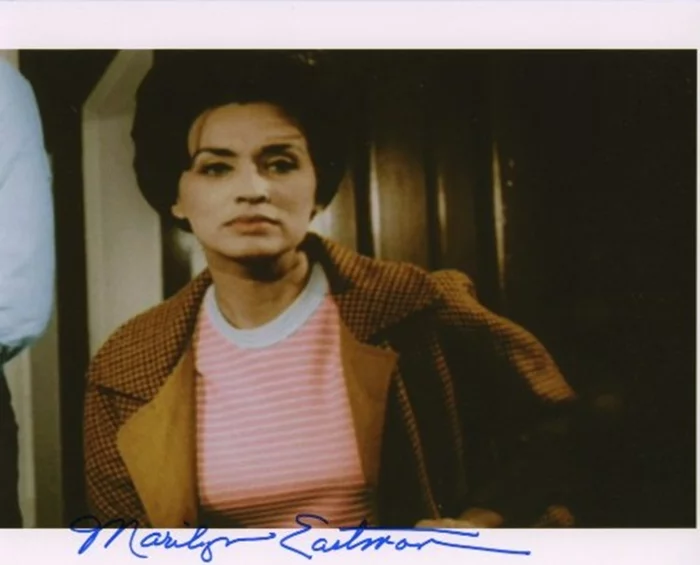 Marilyn Eastman autograph