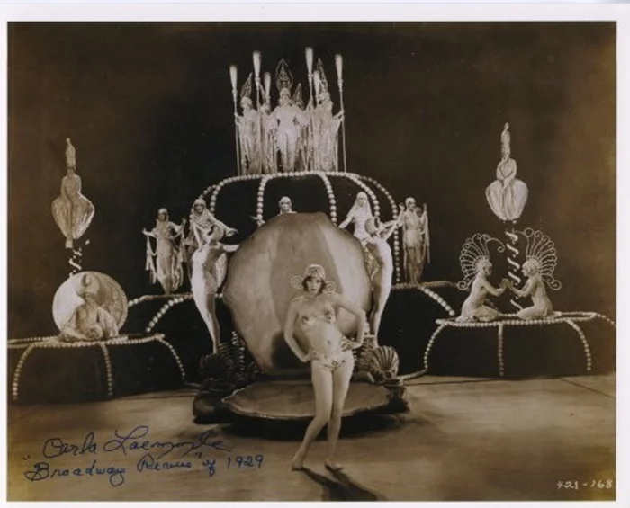 Carla Laemmle autograph