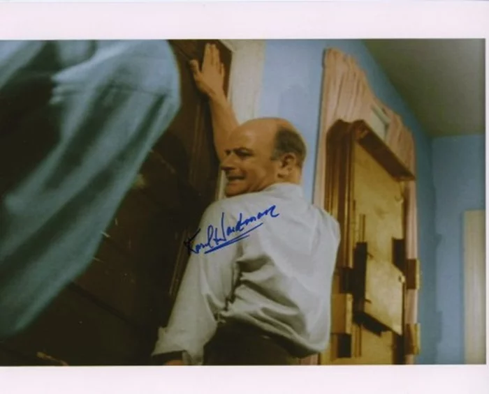 Karl Hardman autograph