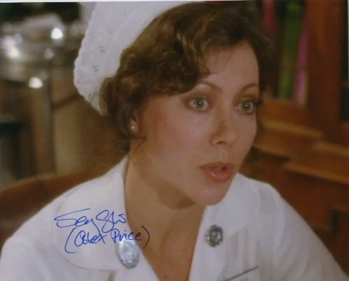 Jenny Agutter autograph