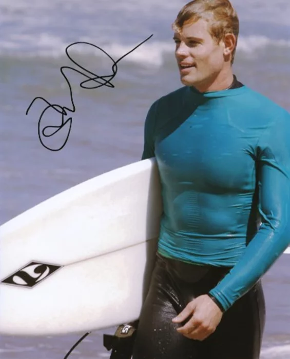 Trevor Donovan autograph