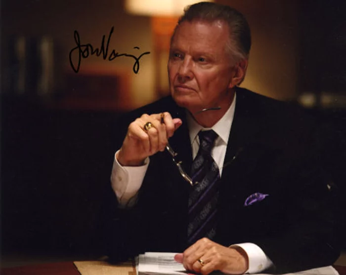 Jon Voight autograph