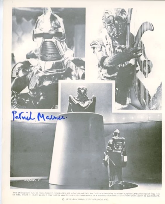 Patrick MacNee autograph