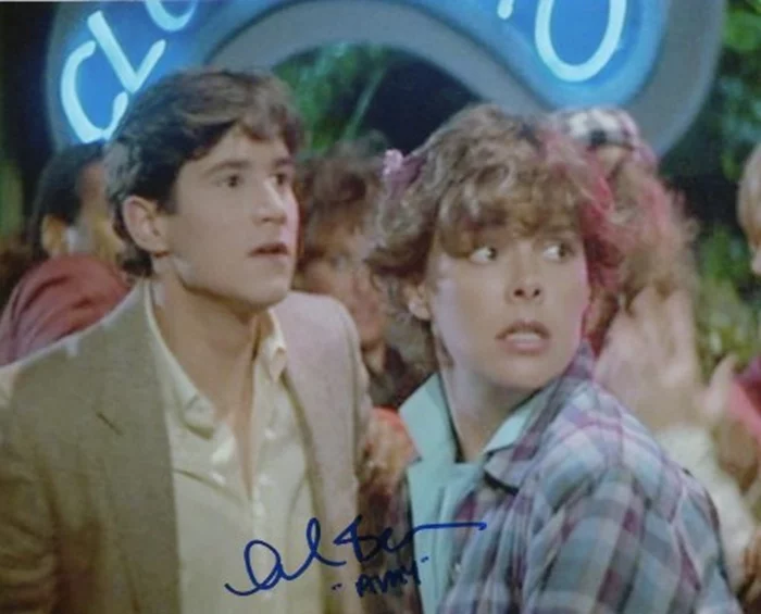 Amanda Bearse autograph