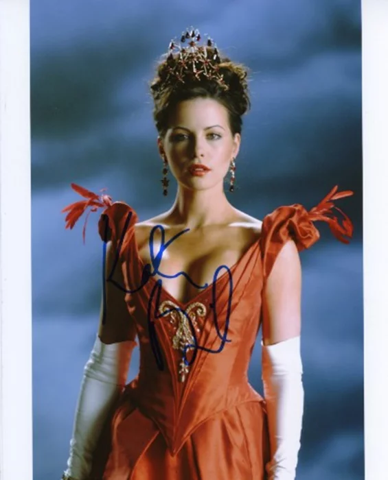Kate Beckinsale autograph