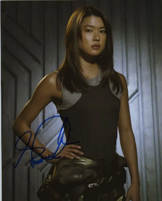 Grace Park autograph