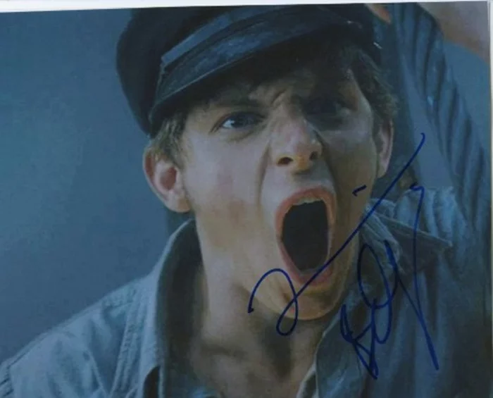 Jamie Bell autograph
