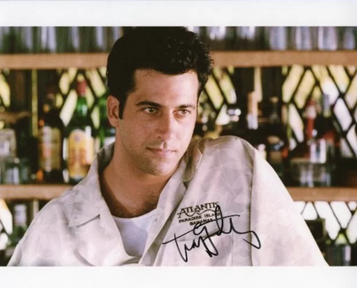 Troy Garity autograph