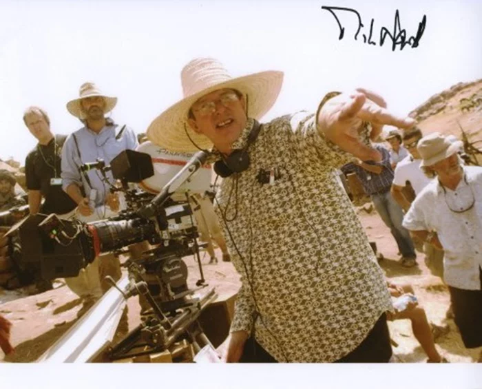 Mike Newell autograph