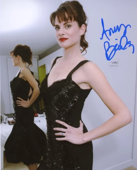 Amy Bailey autograph