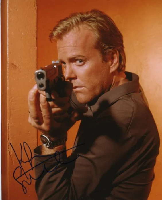 Kiefer Sutherland autograph