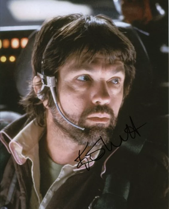 Tom Skerritt autograph