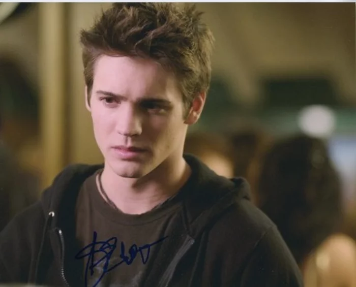 Steven R. McQueen autograph