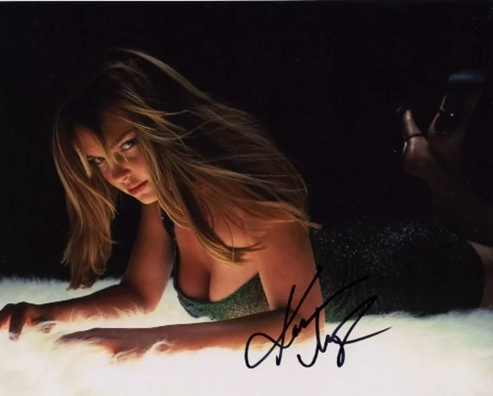 Katherine Heigl autograph