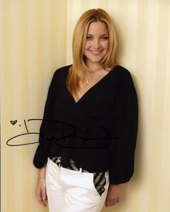 Kate Hudson autograph